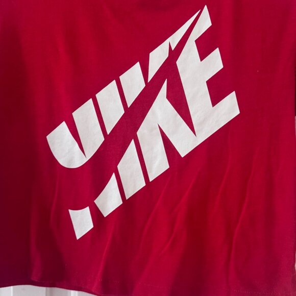Nike Womens Red Crop Top Size XS Extra Small - Picture 4 of 9